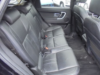 Used Land Rover Discovery Sport 2019 for sale - 77952149: Photo