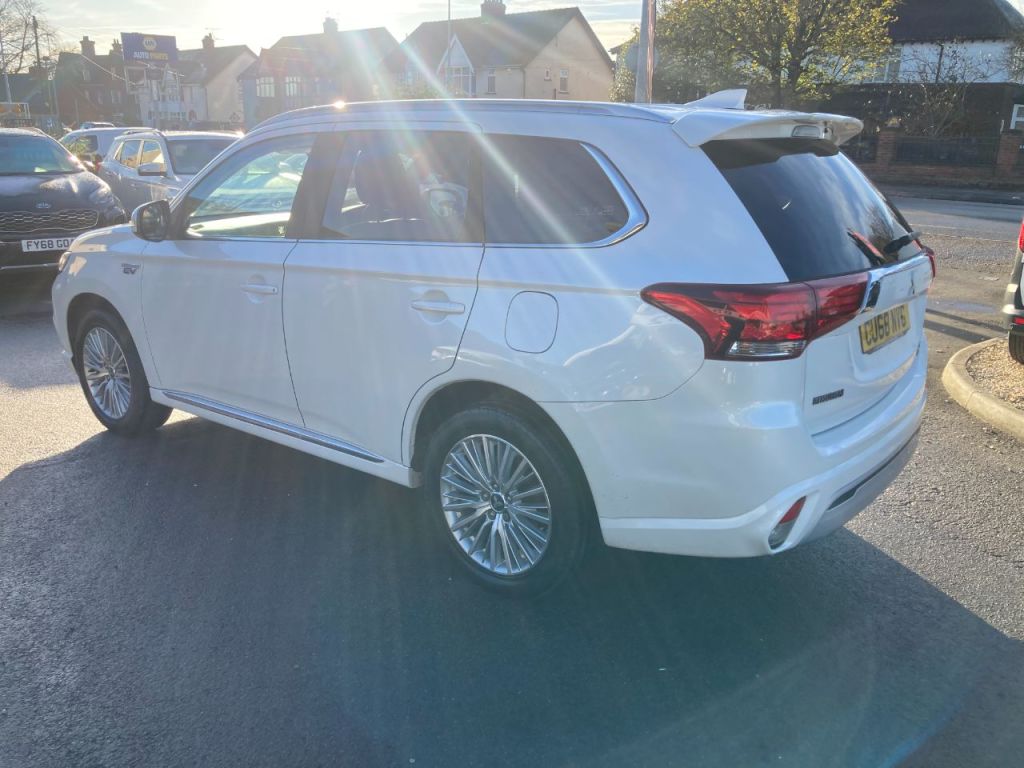 Used Mitsubishi Outlander 2019 for sale - 76653893: Photo 3