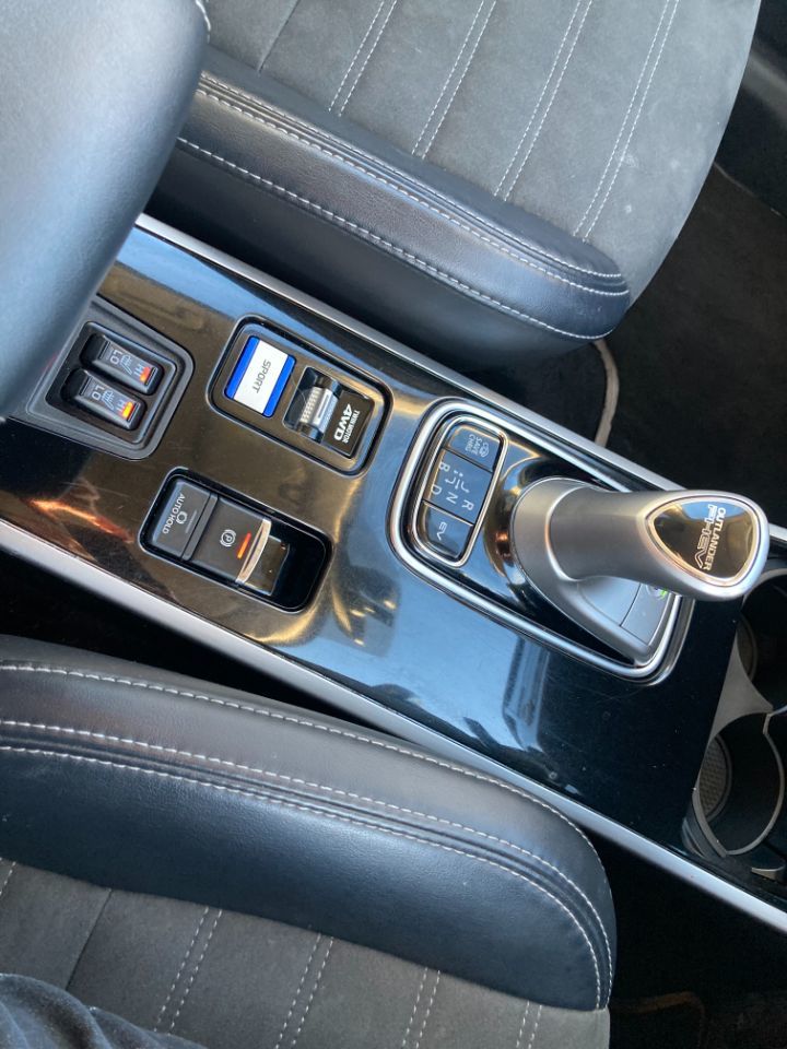 Used Mitsubishi Outlander 2019 for sale - 76653893: Photo 9