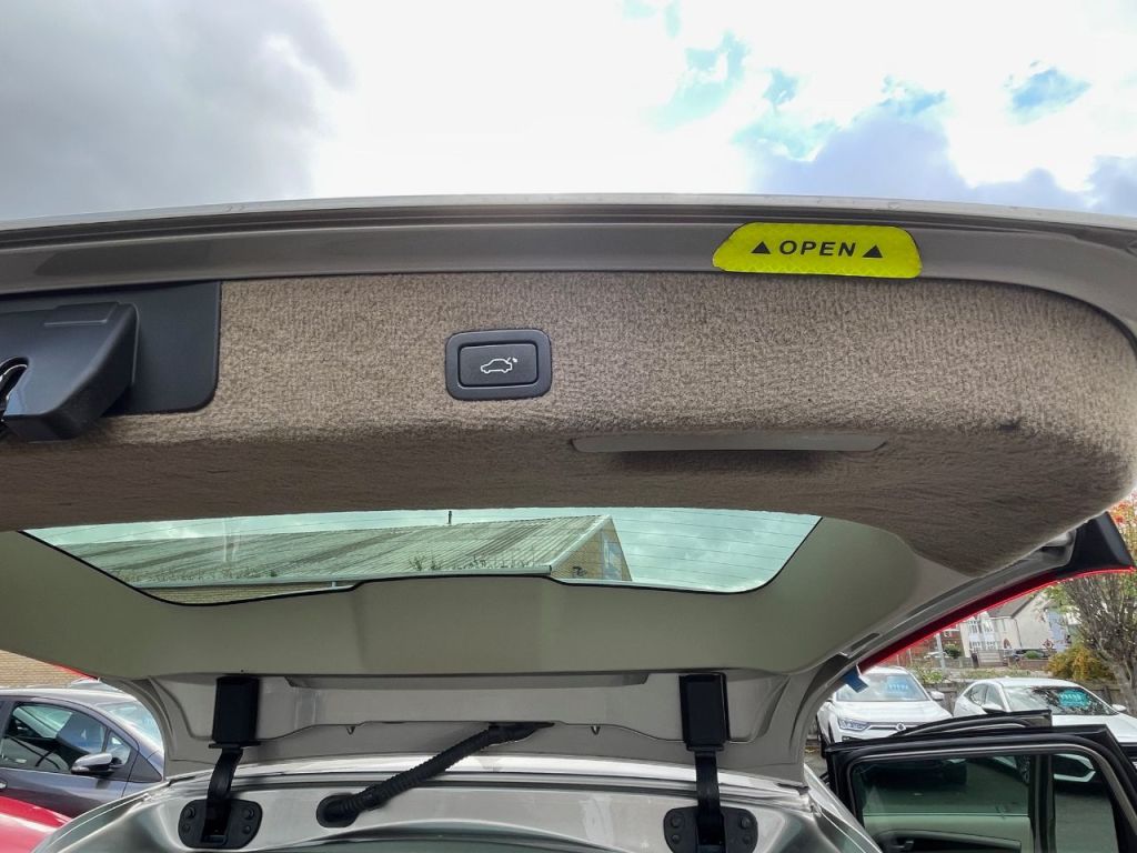 Used Volvo XC70 2011 for sale - 76395494: Photo 17