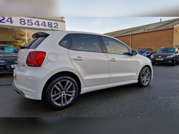 Used Volkswagen Polo 2017 for sale - 76641959: Photo