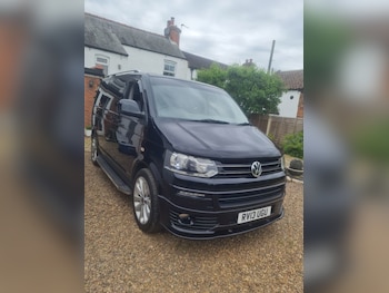 2013 - 2.0 TDI 140PS SE Minibus 5-Door