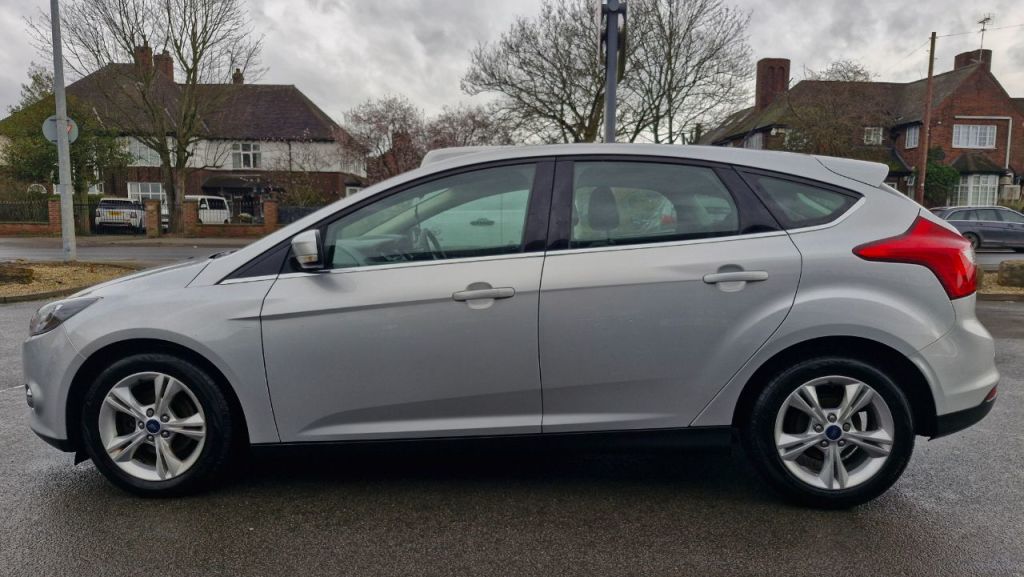 Used Ford Focus 2013 for sale - 77679902: Photo 10