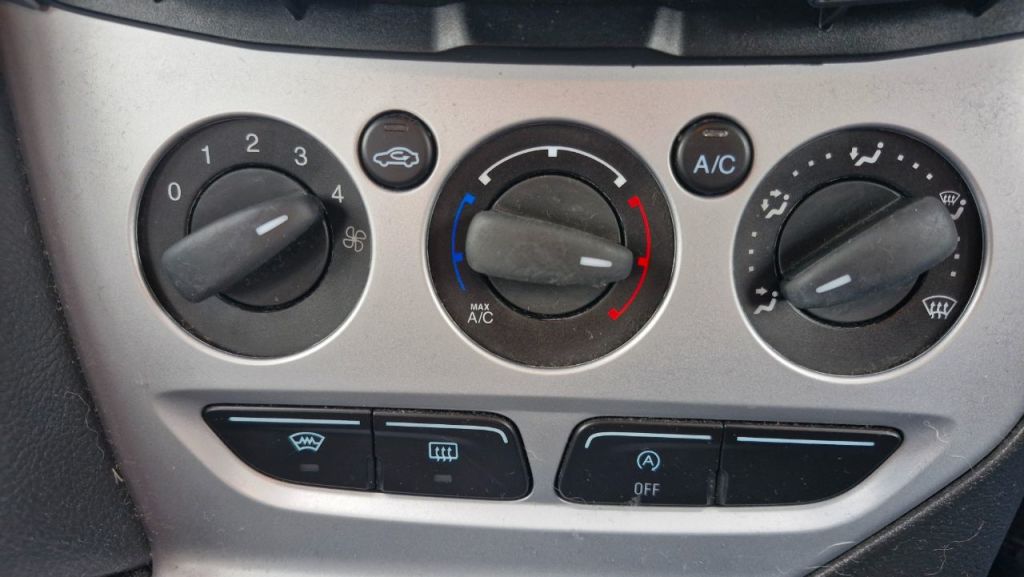 Used Ford Focus 2013 for sale - 77679902: Photo 24