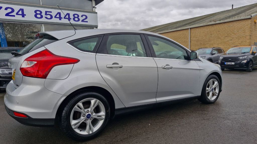 Used Ford Focus 2013 for sale - 77679902: Photo 4