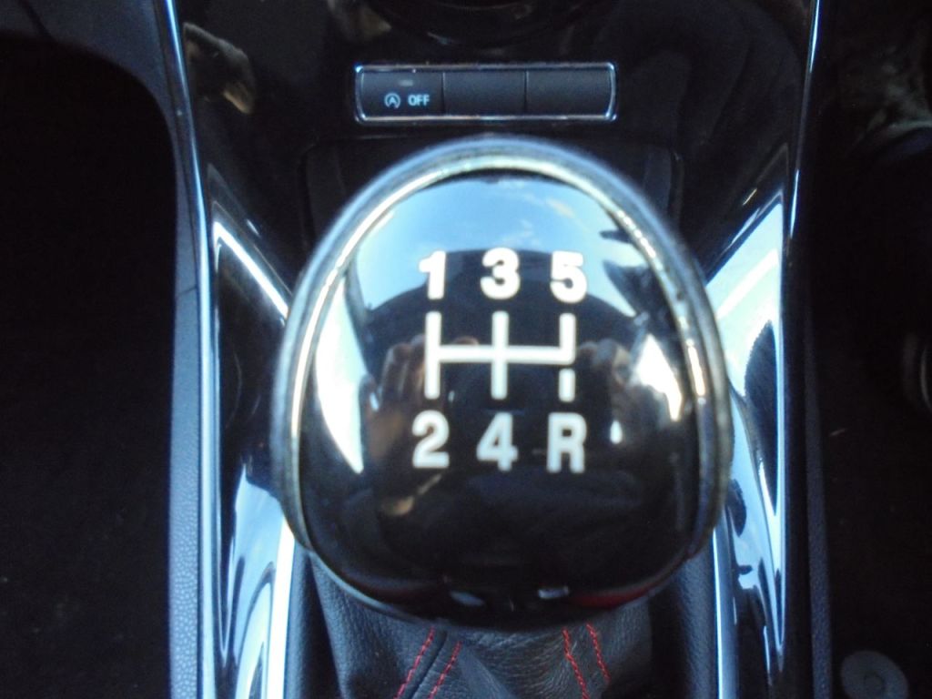 Used Ford Fiesta 2015 for sale - 76895940: Photo 12