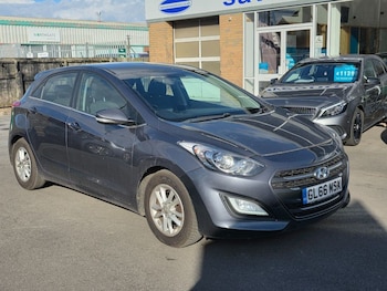 Used Hyundai i30 2016 for sale - 77890724: Photo