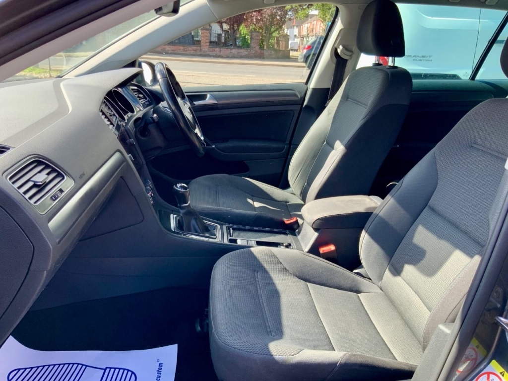 Used Volkswagen Golf 2018 for sale - 75895711: Photo 10