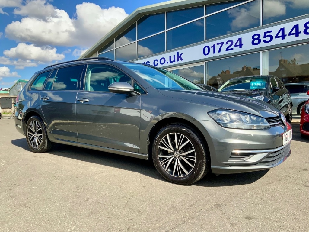 Used Volkswagen Golf 2018 for sale - 75895711: Photo 3
