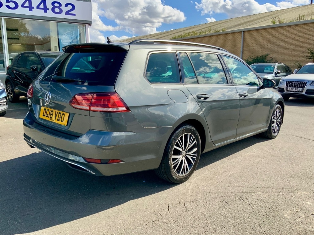 Used Volkswagen Golf 2018 for sale - 75895711: Photo 4