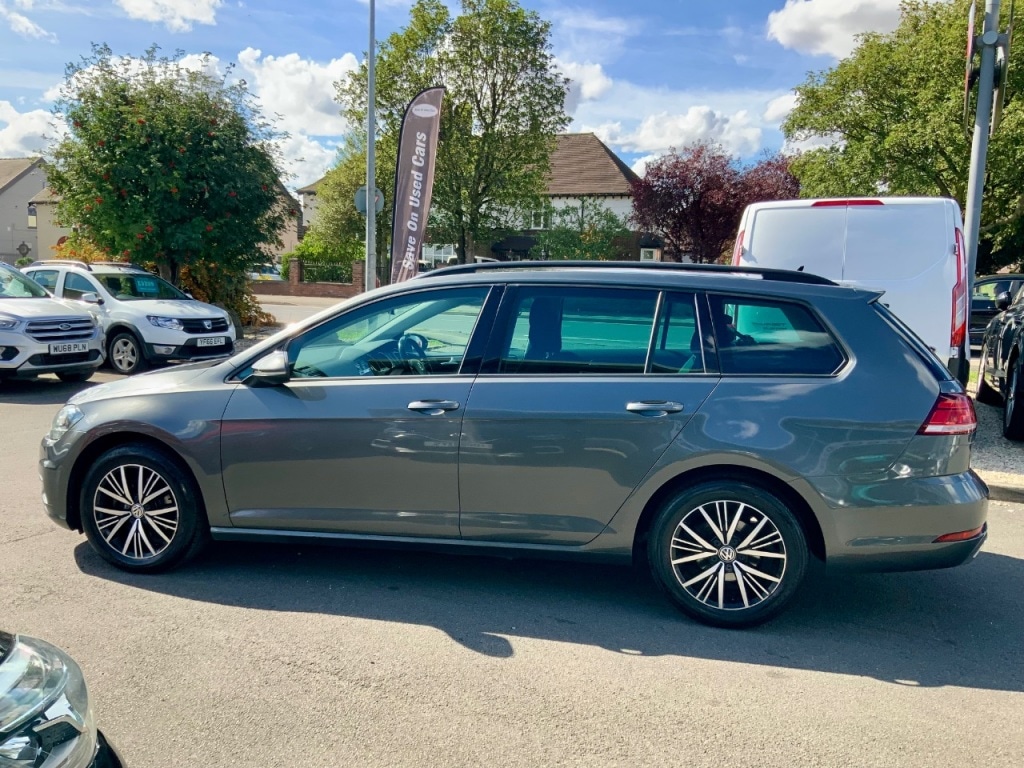 Used Volkswagen Golf 2018 for sale - 75895711: Photo 7