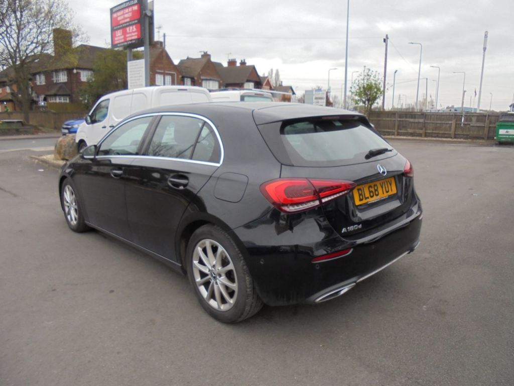 Used Mercedes-Benz A-Class 2018 for sale - 78095747: Photo 3