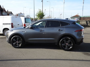 Used Jaguar E-Pace 2019 for sale - 78110090: Photo