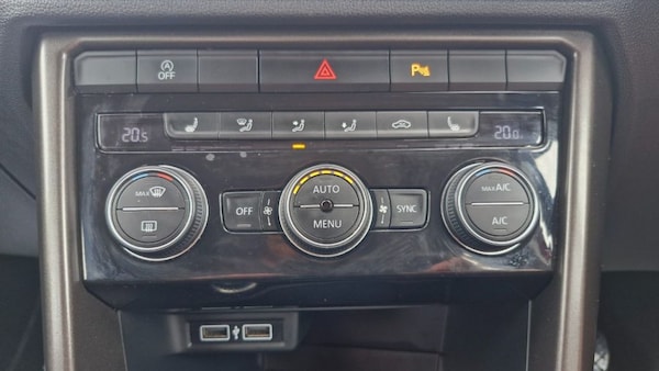 Used Volkswagen T-Roc 2018 for sale - 75121941: Photo 27