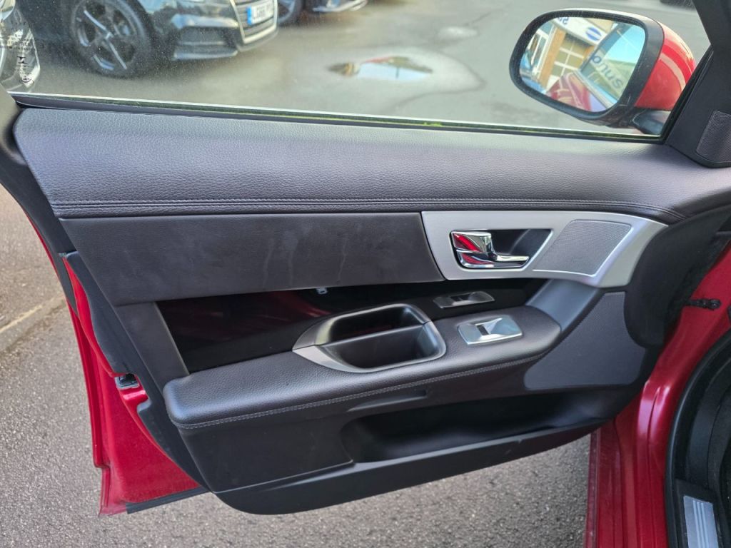 Used Jaguar XF 2013 for sale - 77394064: Photo 11
