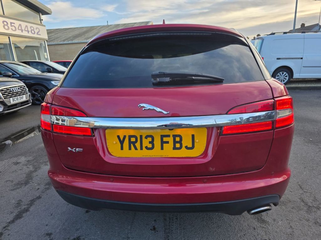 Used Jaguar XF 2013 for sale - 77394064: Photo 4