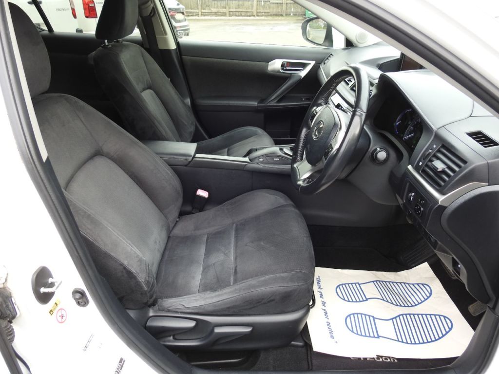 Used Lexus CT 2012 for sale - 78181923: Photo 9