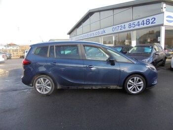 Used Vauxhall Zafira 2017 for sale - 76616922: Photo