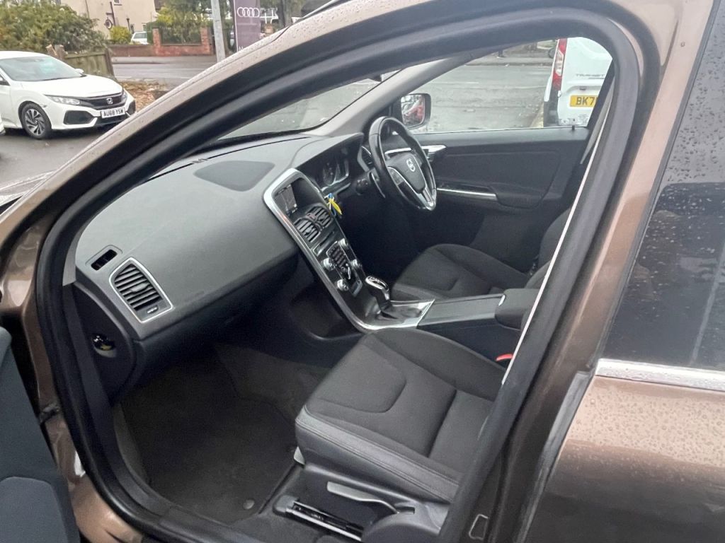 Used Volvo XC60 2014 for sale - 76558329: Photo 10