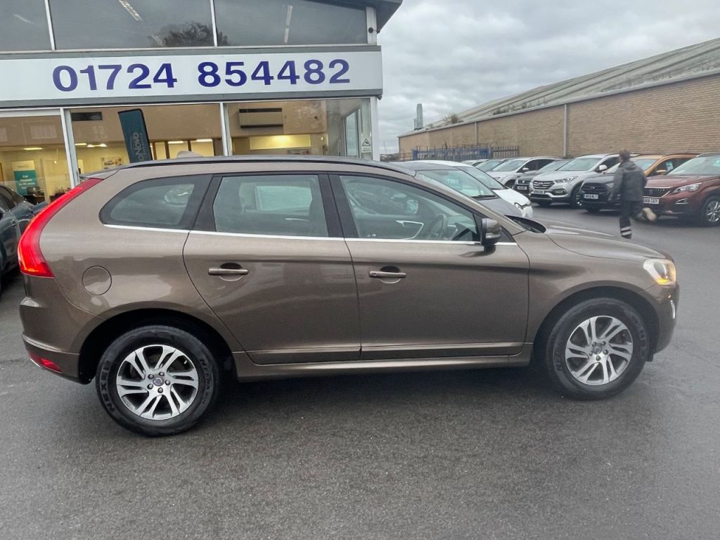 Used Volvo XC60 2014 for sale - 76558329: Photo 6