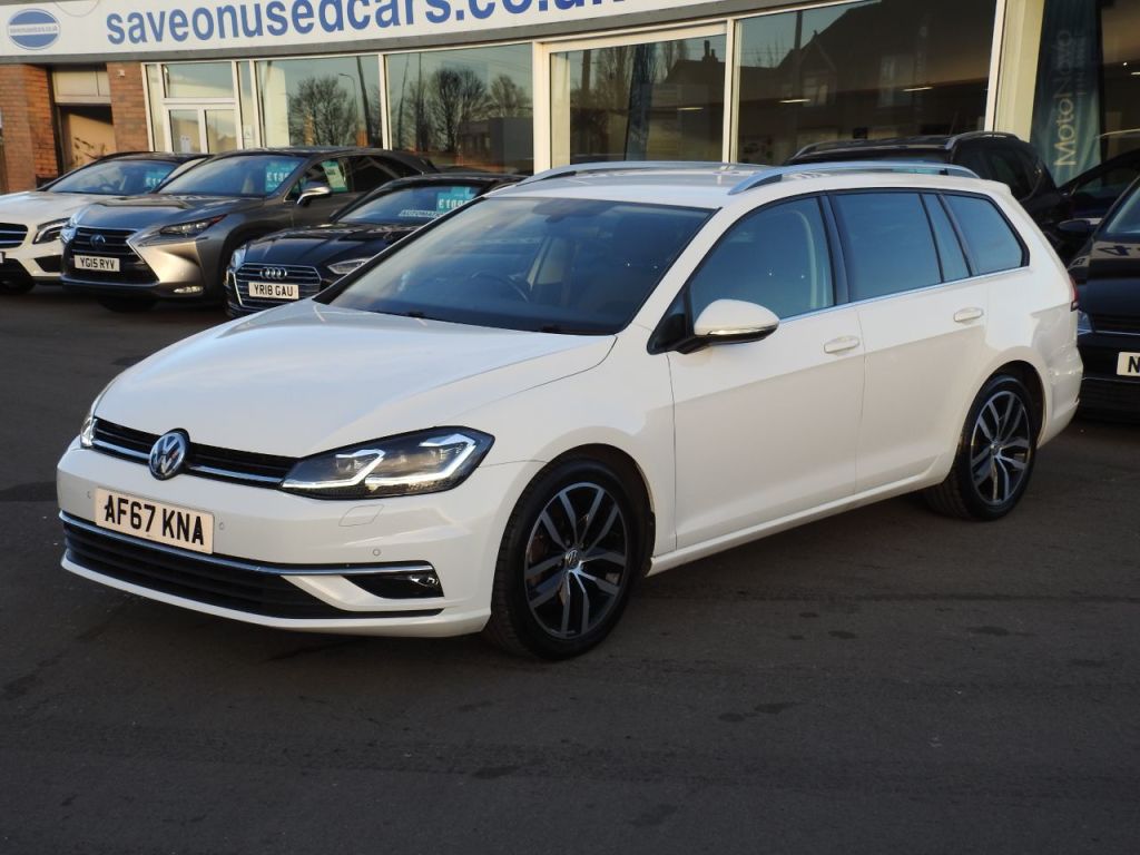 Used Volkswagen Golf 2017 for sale - 77088570: Photo 2