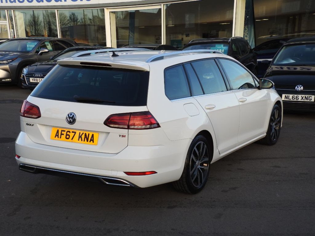 Used Volkswagen Golf 2017 for sale - 77088570: Photo 6