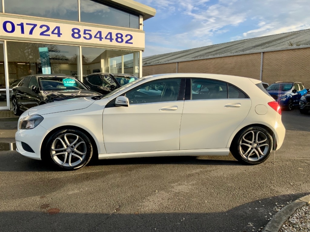 Used Mercedes-Benz A-Class 2013 for sale - 76836126: Photo 2