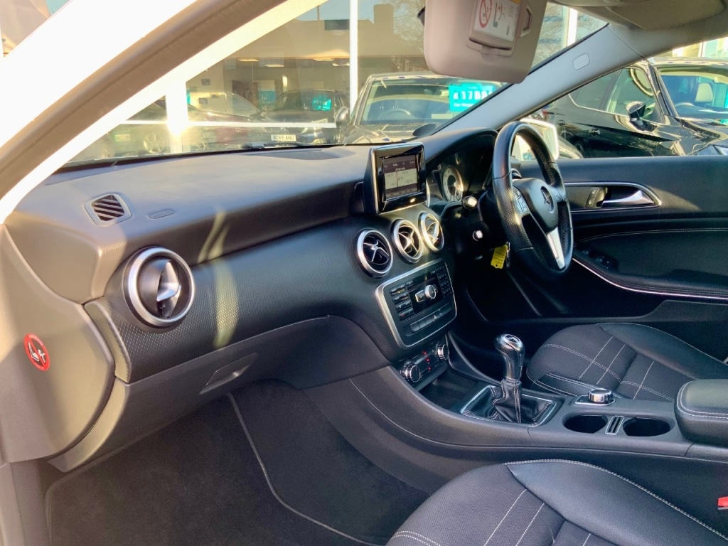 Used Mercedes-Benz A-Class 2013 for sale - 76836126: Photo 9