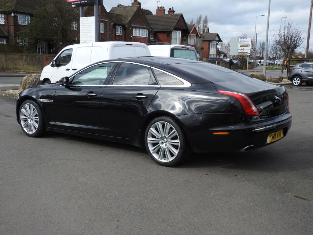 Used Jaguar XJ 2011 for sale - 77821546: Photo 4