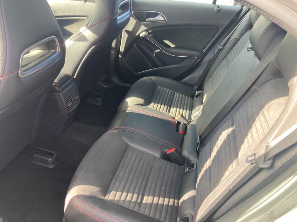 Used Mercedes-Benz A-Class 2018 for sale - 76345067: Photo 13