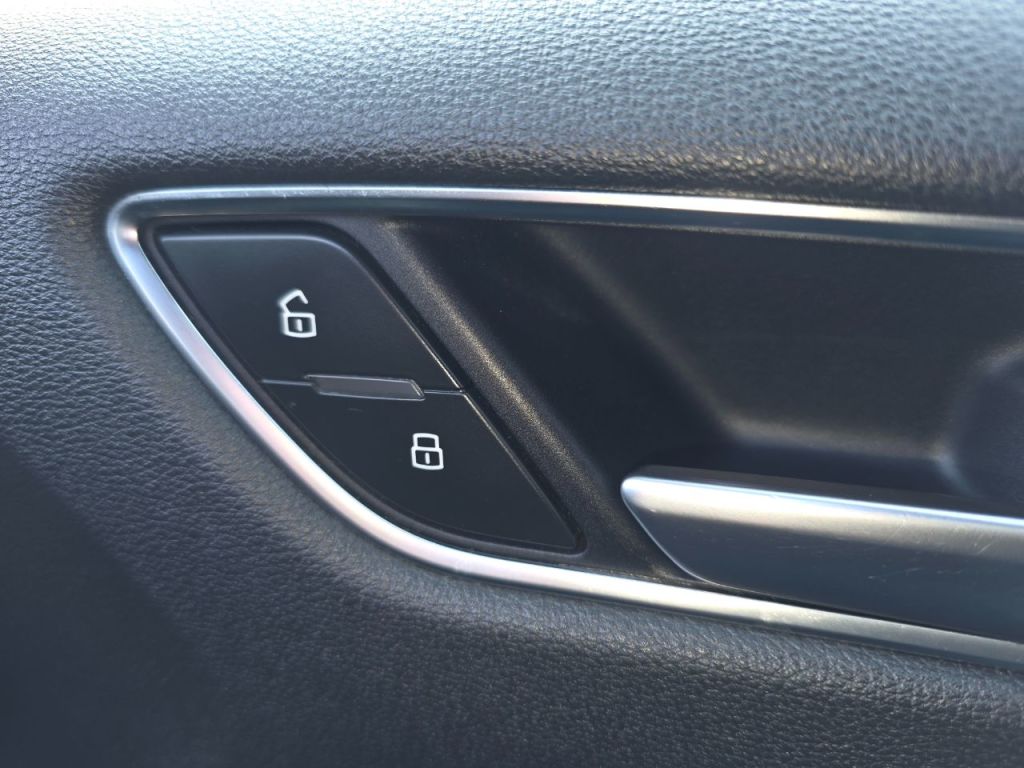 Used Audi A3 2017 for sale - 78134044: Photo 23