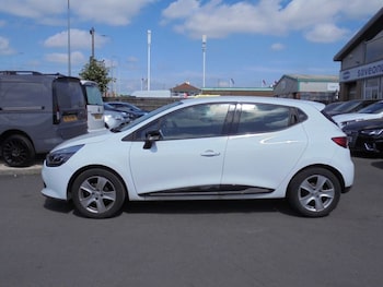 Used Renault Clio 2016 for sale - 78468352: Photo