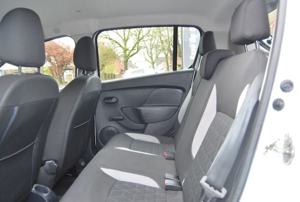Used Dacia Sandero Stepway 2016 for sale - 71675447: Photo 12