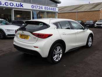 Used Infiniti Q30 2017 for sale - 73642860: Photo