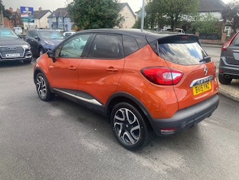 Used Renault Captur 2015 for sale - 75516142: Photo