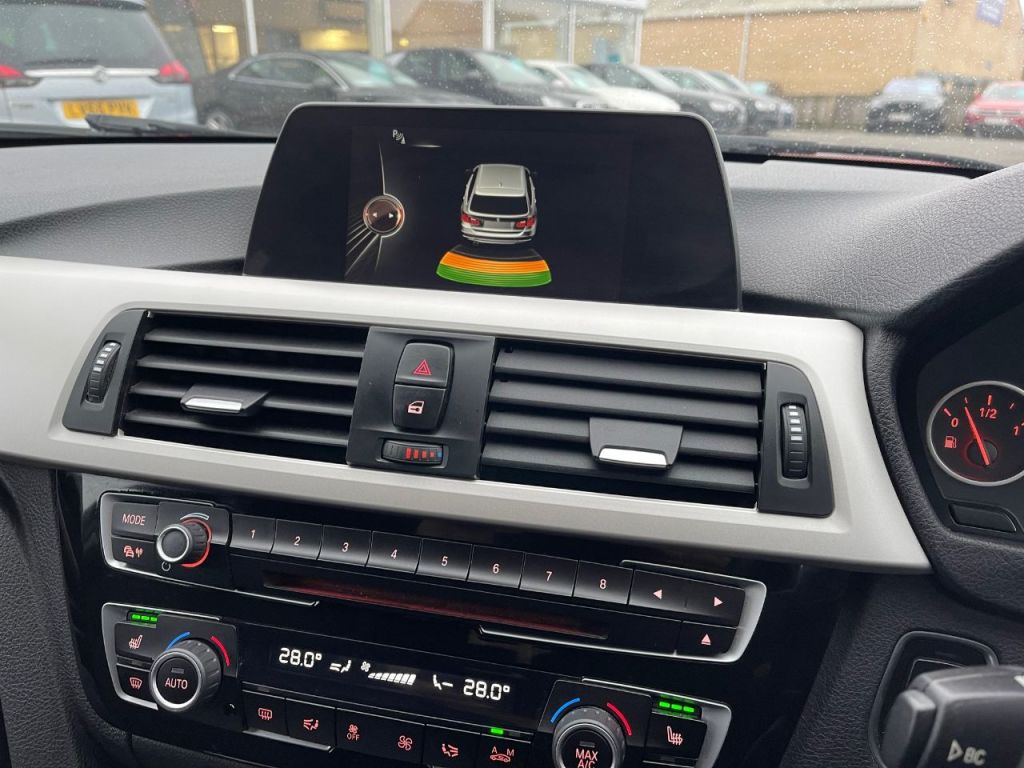 Used BMW 3 Series 2016 for sale - 77451393: Photo 10