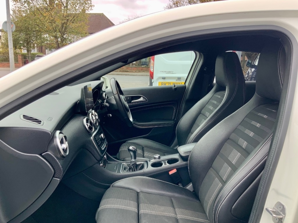 Used Mercedes-Benz A-Class 2018 for sale - 76595702: Photo 10