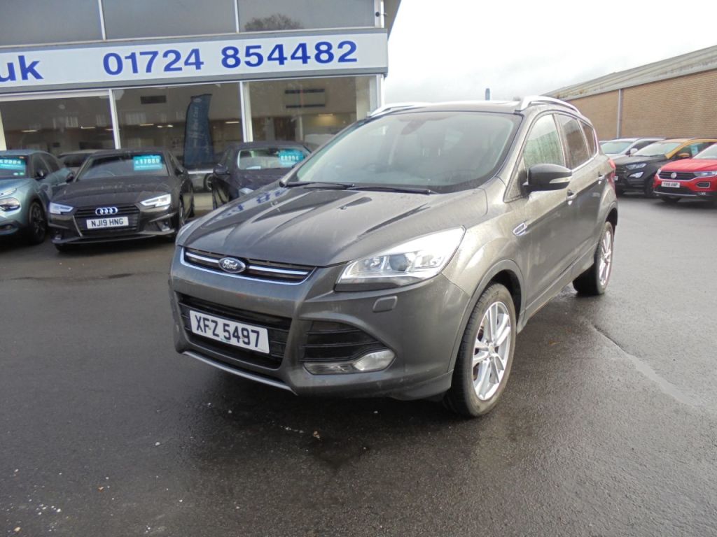 Used Ford Kuga 2015 for sale - 76685847: Photo 2
