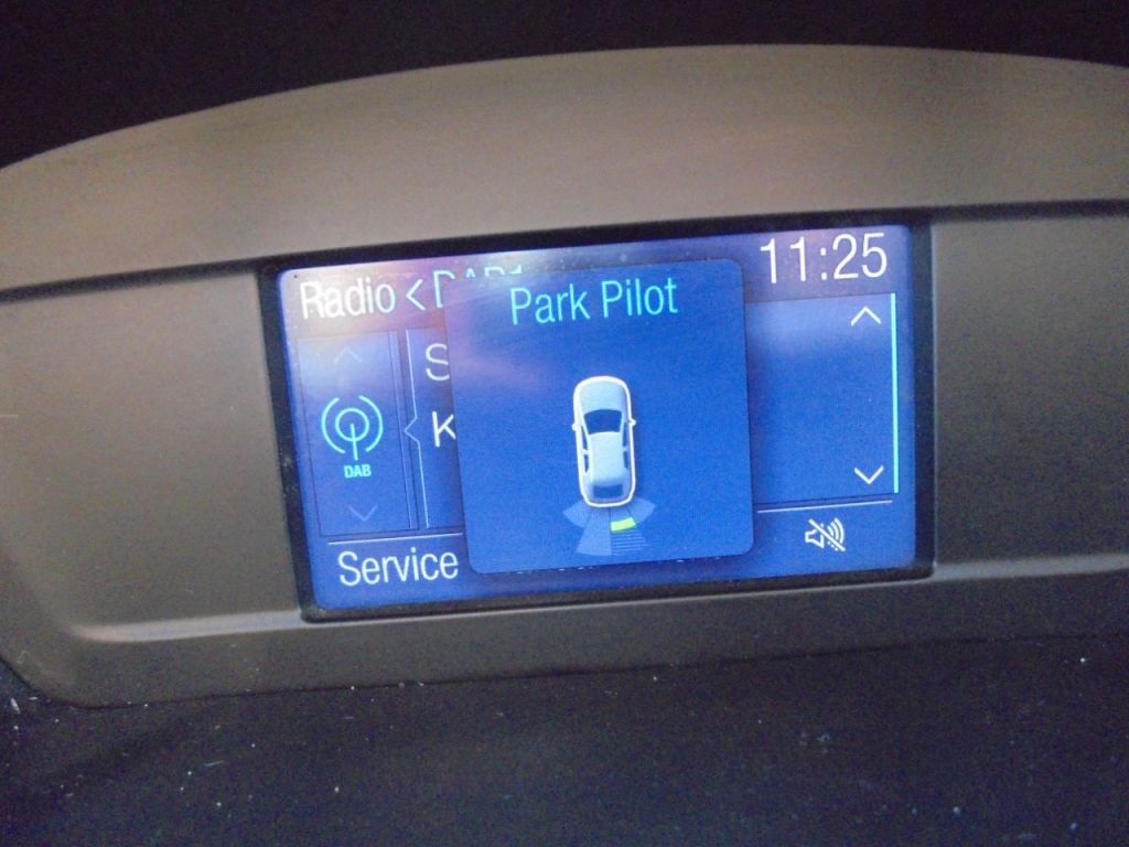 Used Ford Kuga 2015 for sale - 76685847: Photo 7