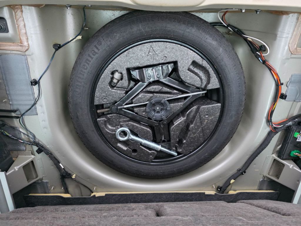 Used Volvo XC70 2015 for sale - 77152778: Photo 15