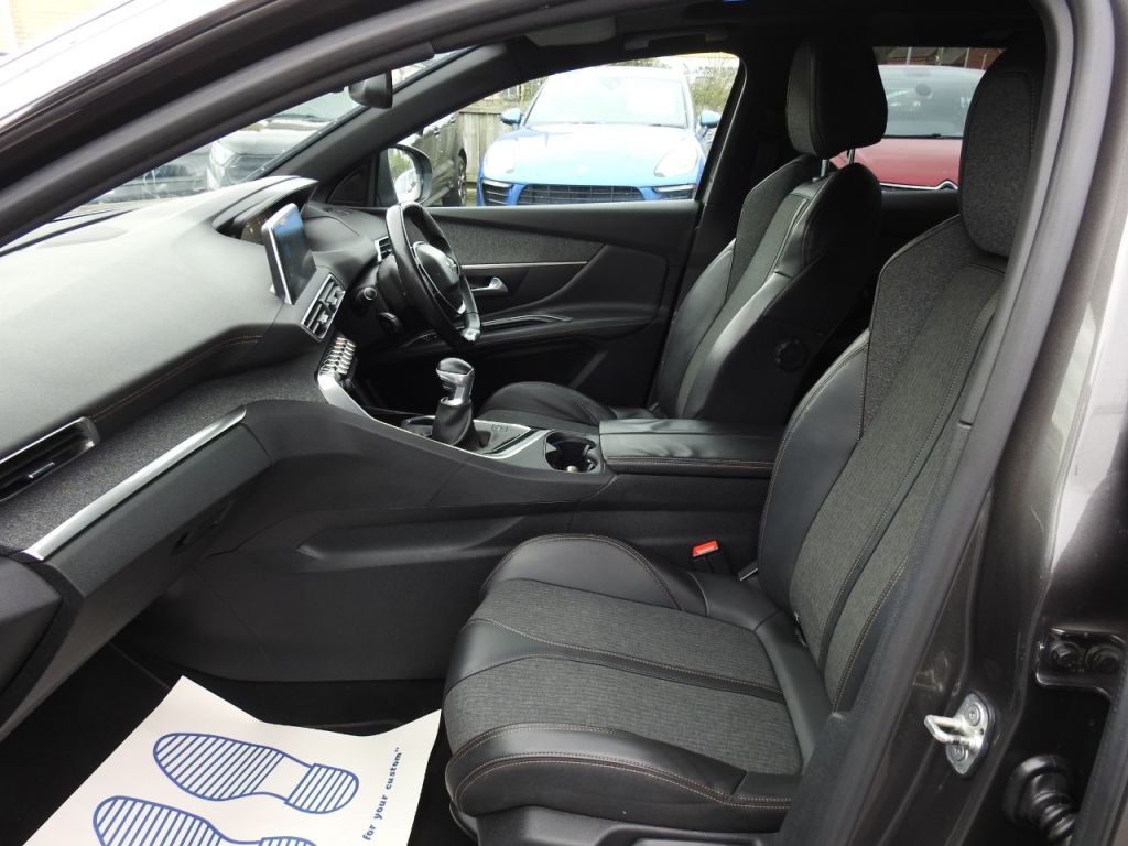 Used Peugeot 3008 2018 for sale - 77679885: Photo 20