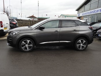Used Peugeot 3008 2018 for sale - 77679885: Photo