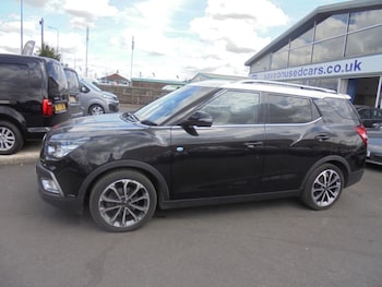 Used Ssangyong Tivoli 2020 for sale - 79045937: Photo