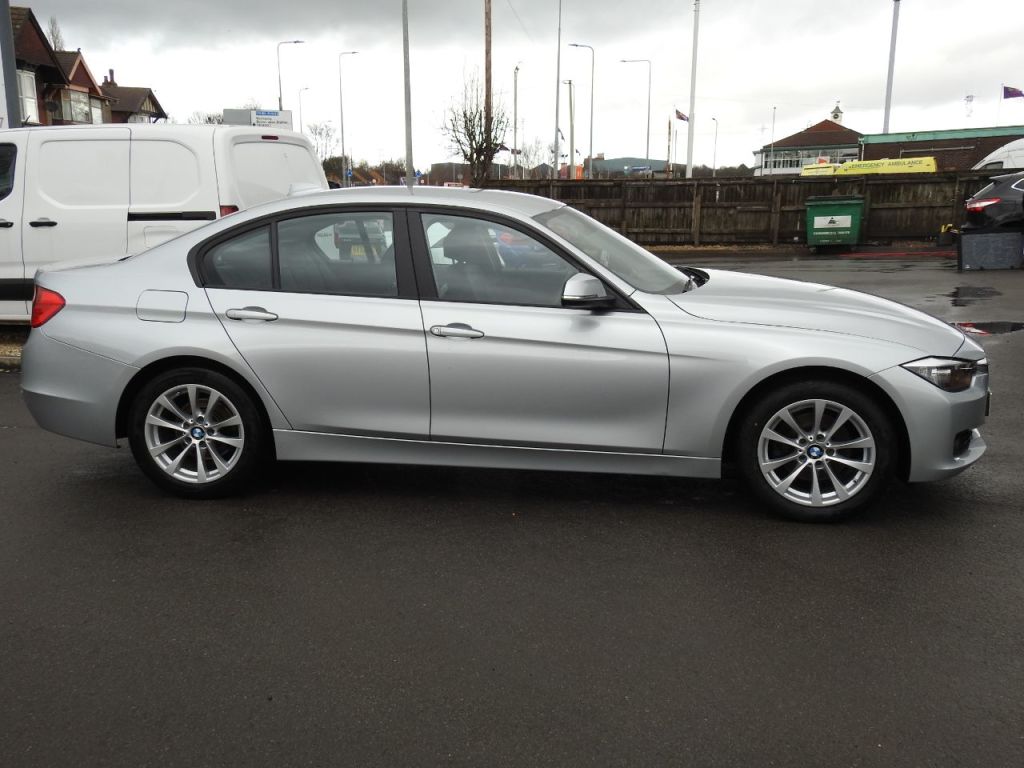 Used BMW 3 Series 2014 for sale - 77563683: Photo 9