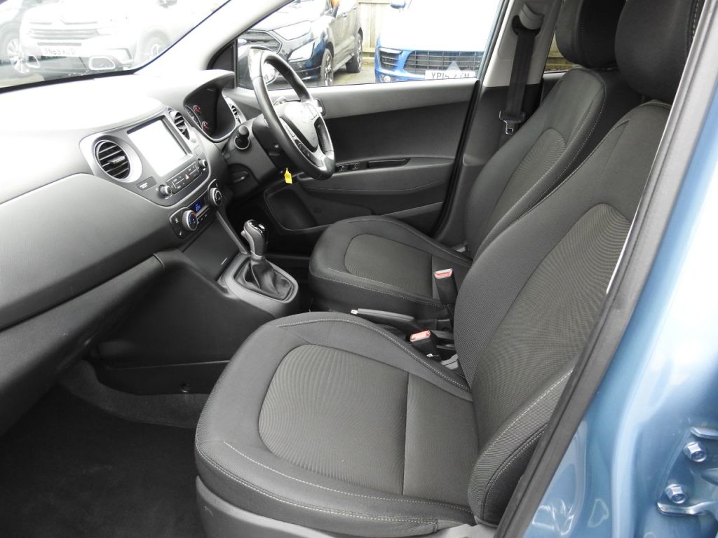 Used Hyundai i10 2017 for sale - 77607981: Photo 19