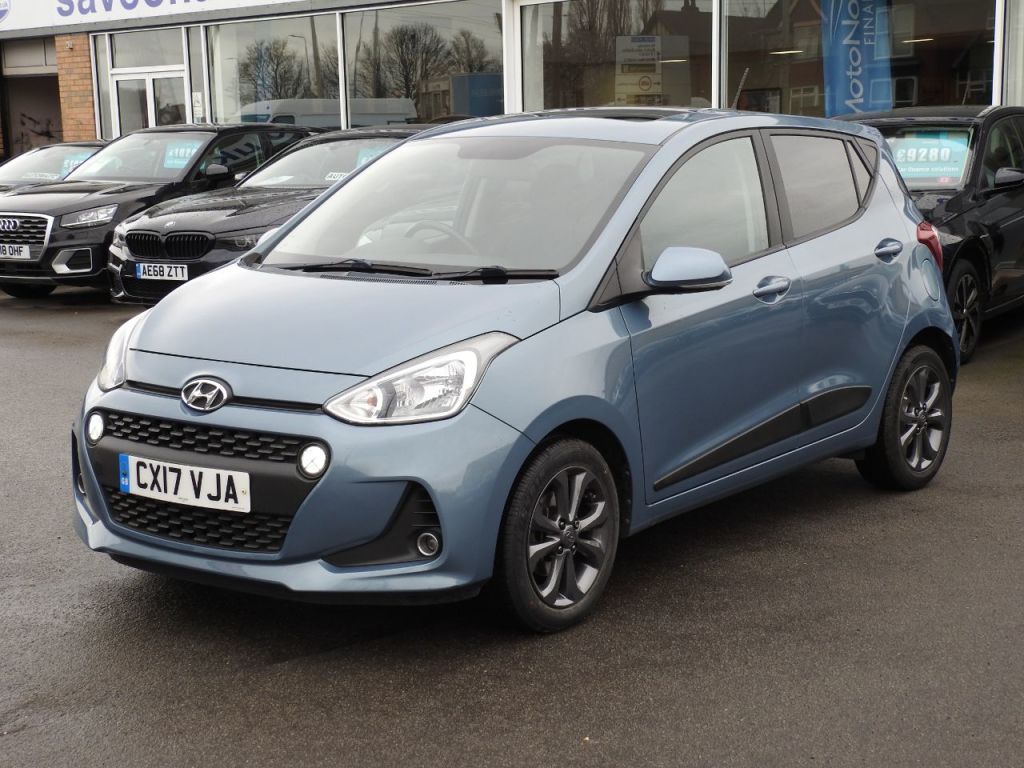 Used Hyundai i10 2017 for sale - 77607981: Photo 2