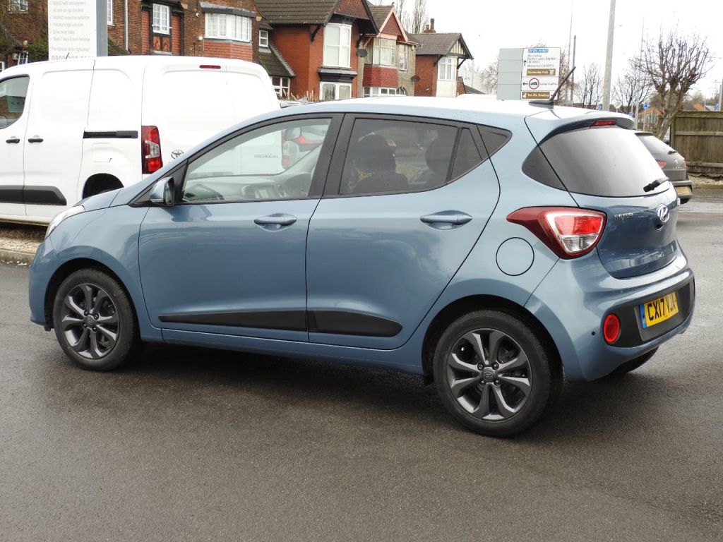 Used Hyundai i10 2017 for sale - 77607981: Photo 5
