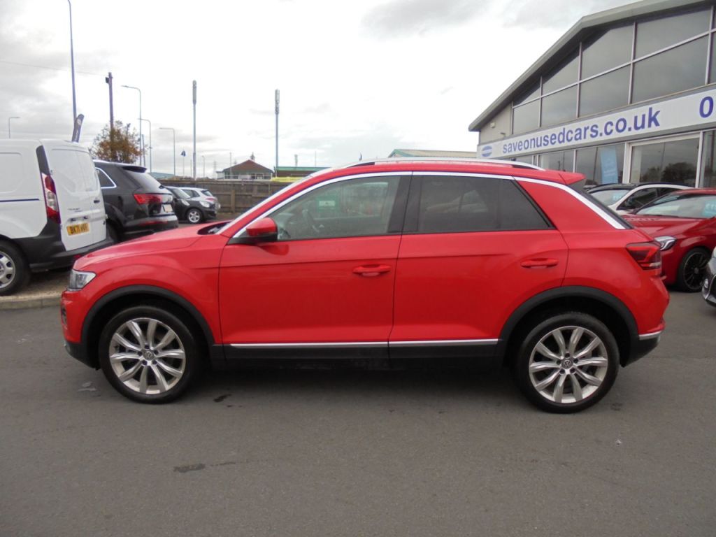 Used Volkswagen T-Roc 2018 for sale - 76469420: Photo 1