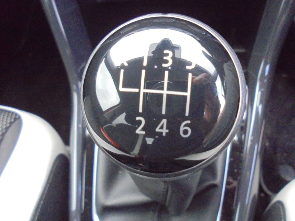 Used Volkswagen T-Roc 2018 for sale - 76469420: Photo 13