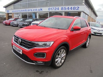 Used Volkswagen T-Roc 2018 for sale - 76469420: Photo